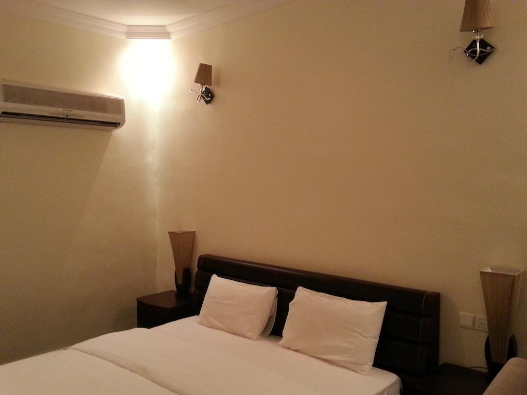 Rimal Suites Apartments Salalah Quarto foto